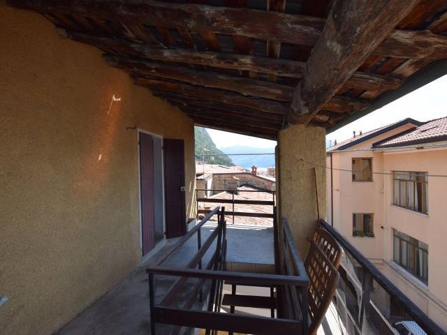 Casa in vendita a Predore, Lombardia