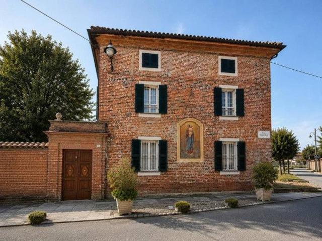 Casa in vendita a Quargnento, Alessandria