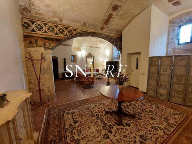 Casa in vendita a Contrada di Valdimontone, Siena