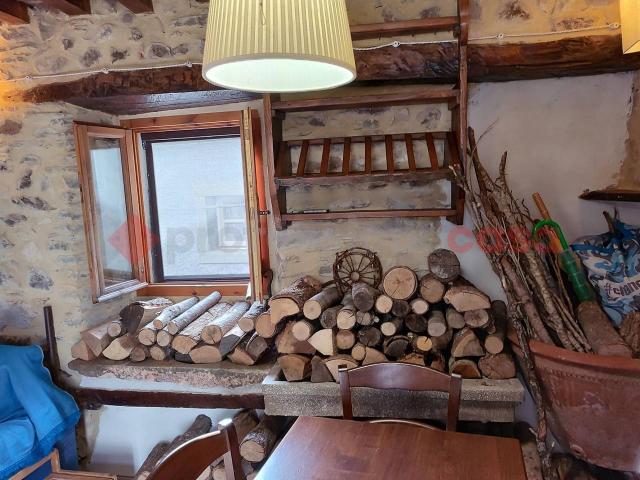 Casa in vendita a Unione Comuni Garfagnana, Villa Collemandina