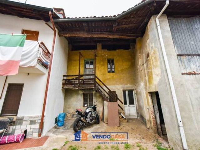 Casa in vendita a Volpiano, Torino