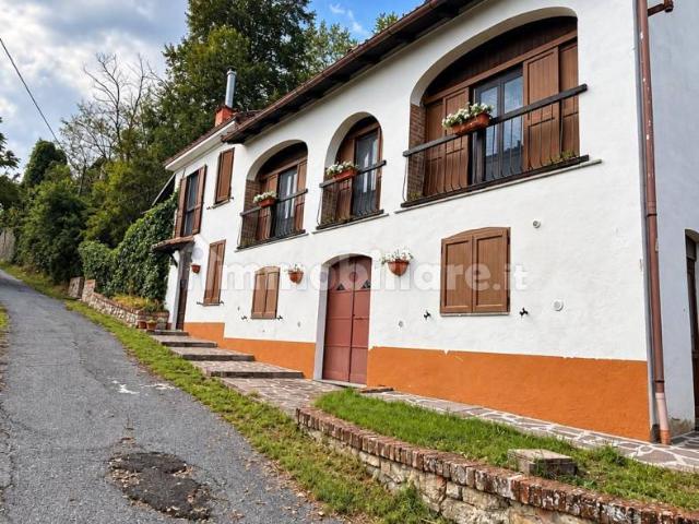 Villa Indipendente in affitto a Godiasco Salice Terme, Piumesana