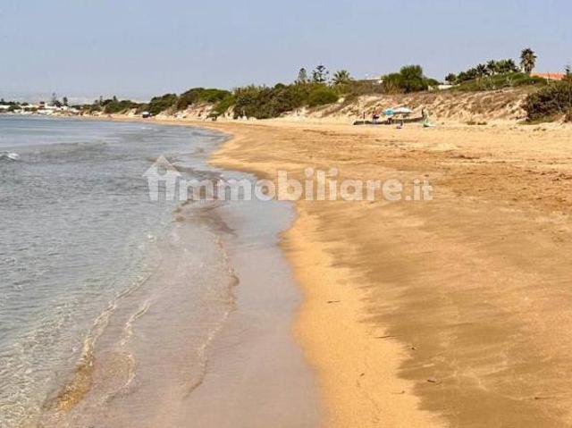 Villa Indipendente in affitto a Pachino, Sicilia