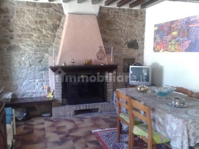 Villa Indipendente in affitto a Citerna, Fornovo Di Taro