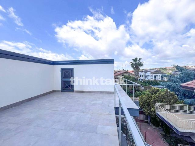 Villa Indipendente in affitto a Sant'agata Li Battiati, Sicilia
