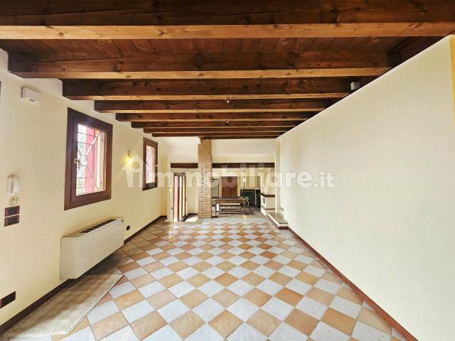 Villa Indipendente in affitto a Baone, Veneto