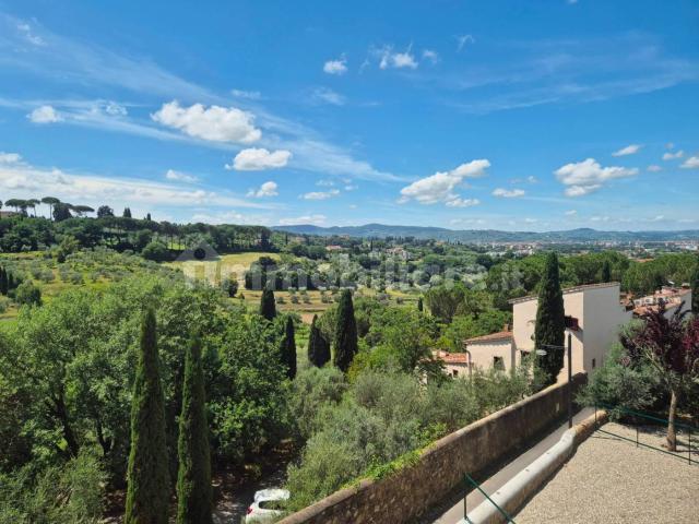 Villa Indipendente in affitto a Quartiere 4, Firenze