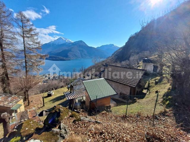 Villa Indipendente in affitto a Barbignano, Dongo