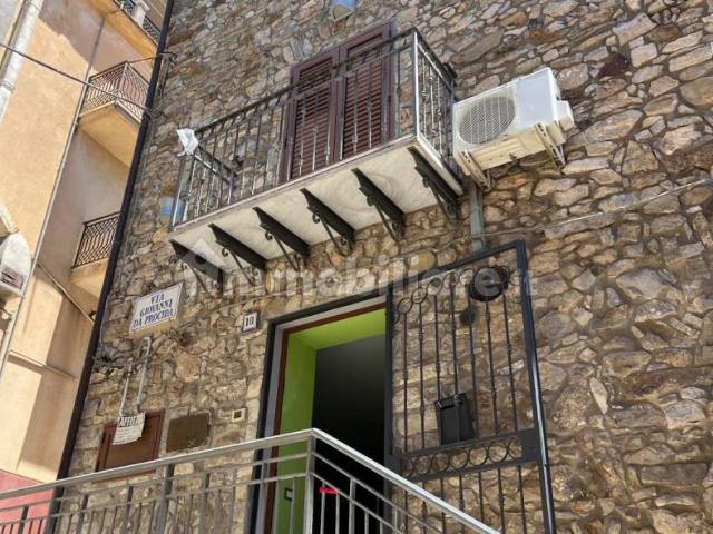 Villa Indipendente in affitto a Caccamo, Sicilia