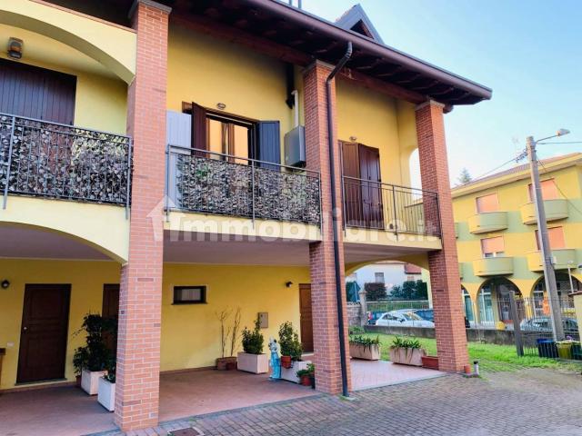 Villa Indipendente in affitto a Torrita, Toscana