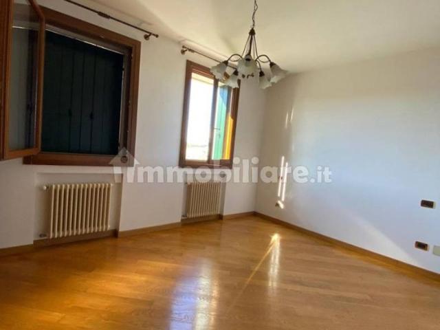 Villa Indipendente in affitto a Lovertino, Albettone