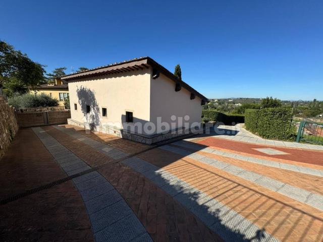 Villa Indipendente in affitto a Quartiere 3, Firenze
