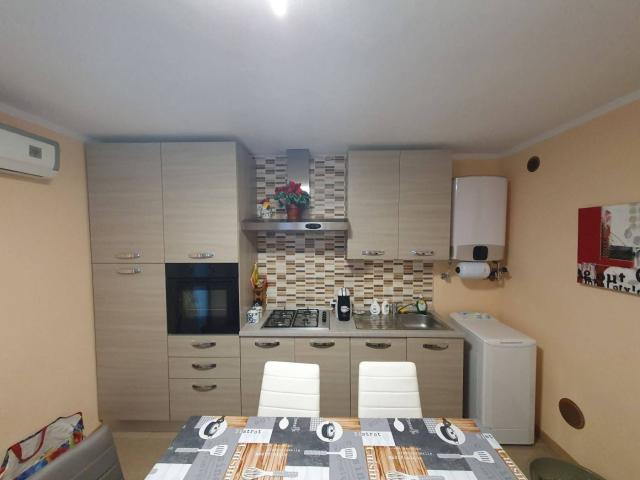 Villa Indipendente in affitto a San Felice, Endine Gaiano
