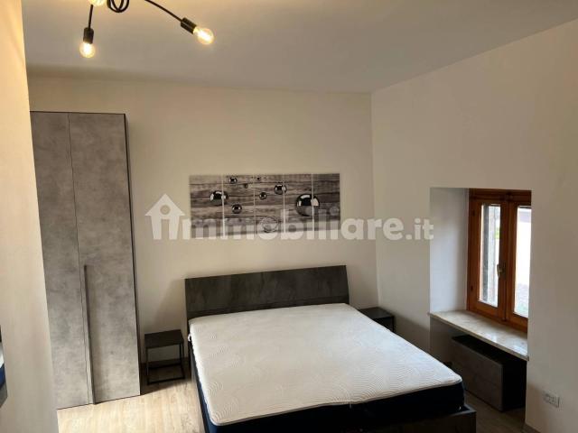 Villa Indipendente in affitto a Piemonte, Biella
