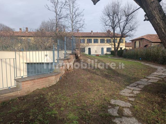 Villa Indipendente in affitto a Rozzano, Lombardia