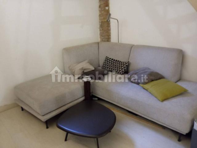 Villa Indipendente in affitto a Foligno, Umbria