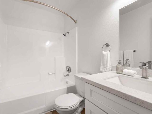 Apartment for rent in Ramona, California