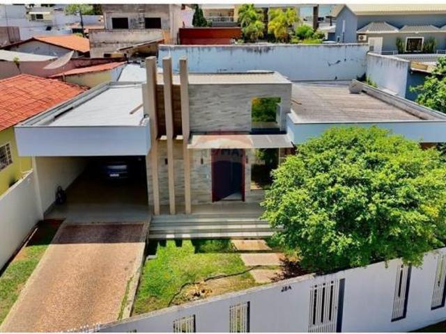 Casa venda em Região Geográfica Imediata do Distrito Federal, Região Integrada de Desenvolvimento do Distrito Federal e Entorno