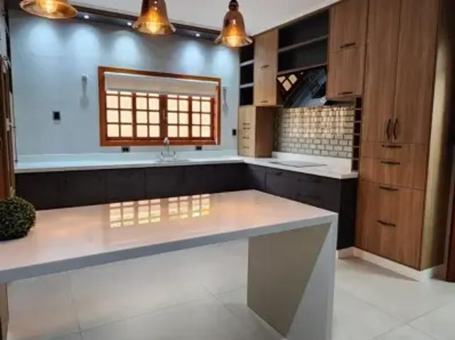 Casa venda em Região Imediata de Taubaté-Pindamonhangaba, Região Metropolitana do Vale do Paraíba e Litoral Norte