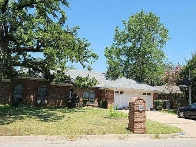 House for sale in Meadowview Estates, North Richland Hills