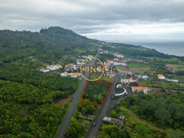 Terreno venda em Açores, Madalena
