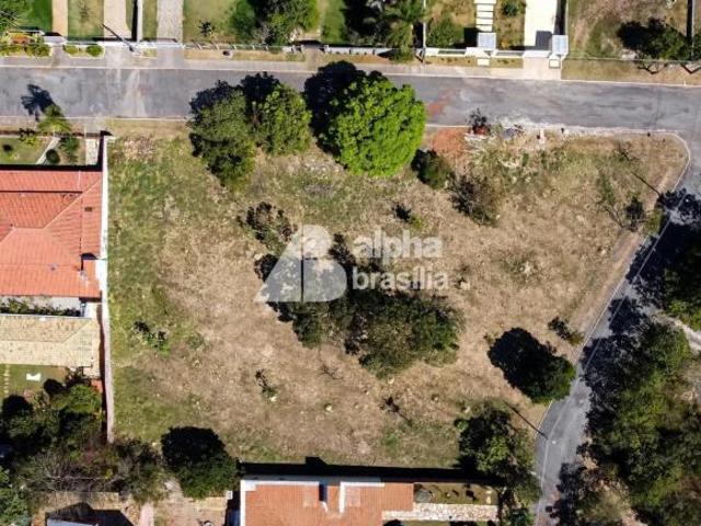 Terreno venda em Condomínio Belvedere Green, Jardim Botânico