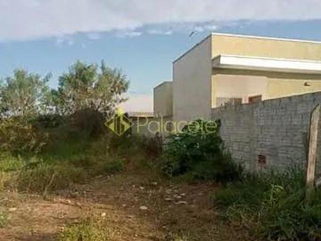 Terreno venda em Região Imediata de Taubaté-Pindamonhangaba, Região Metropolitana do Vale do Paraíba e Litoral Norte
