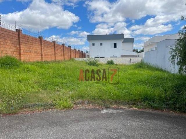 Terreno venda em Conjunto Habitacional Jardim Serrano, Votorantim