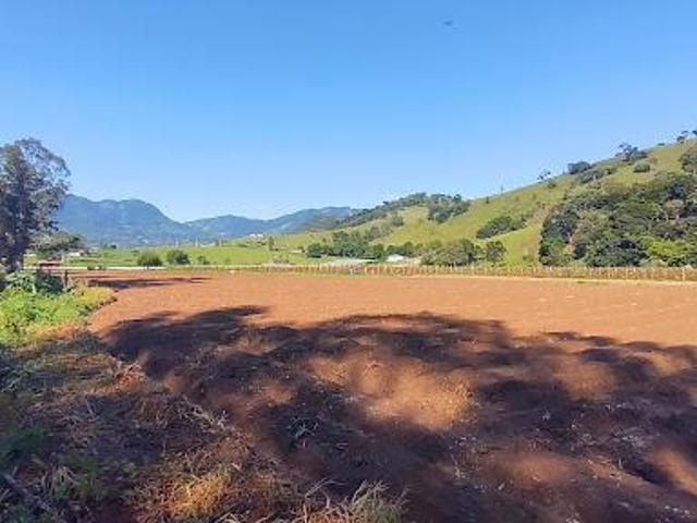 Terreno venda em Região Imediata de Taubaté-Pindamonhangaba, Região Metropolitana do Vale do Paraíba e Litoral Norte