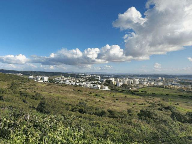 Terreno venda em Vista Alta, Amadora