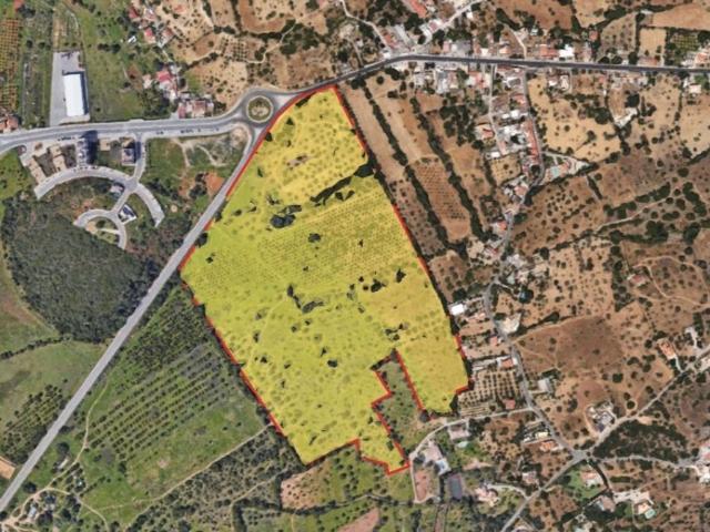 Terreno venda em Betunes, Loulé