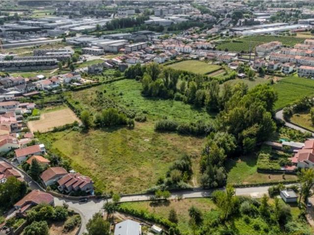 Terreno venda em Merelim (São Pedro) e Frossos, Braga