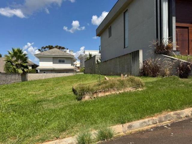 Terreno venda em Condomínio Residencial La Defense, Ponta Grossa