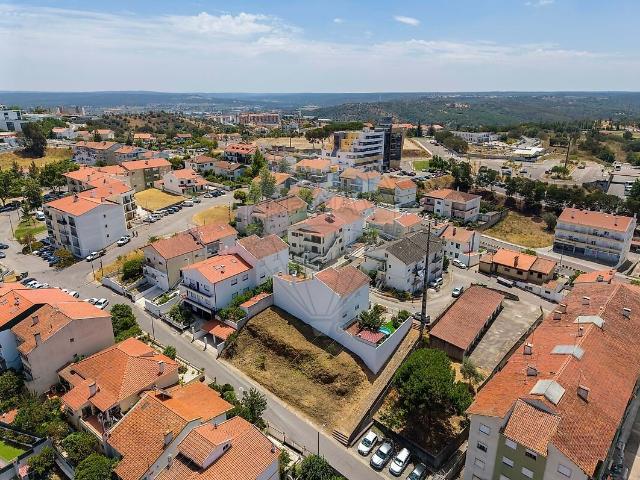 Terreno venda em Abrantes (São Vicente e São João) e Alferrarede, Abrantes