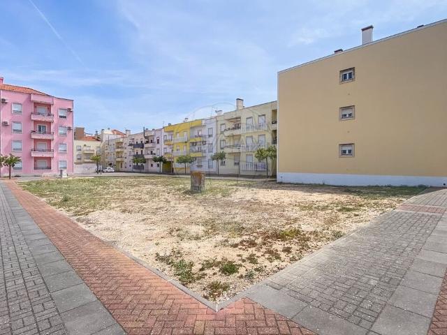 Terreno venda em Almeirim, Santarém