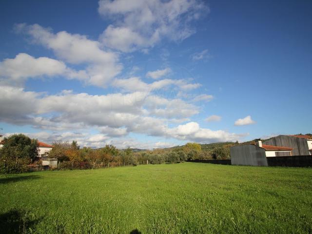 Terreno venda em Maçãs De Dona Maria, Leiria