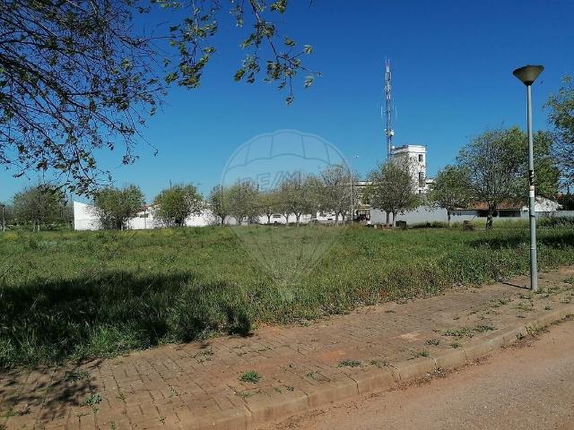 Terreno venda em Bairro Tapada do Lucas, Alvito