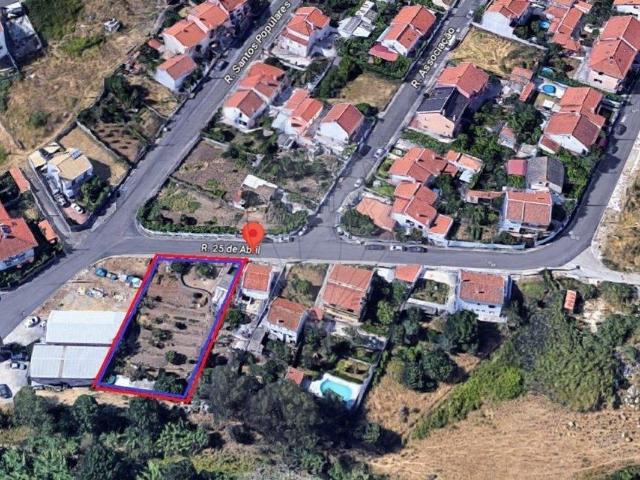 Terreno venda em Pinheiro de Loures, Santiago Dos Velhos