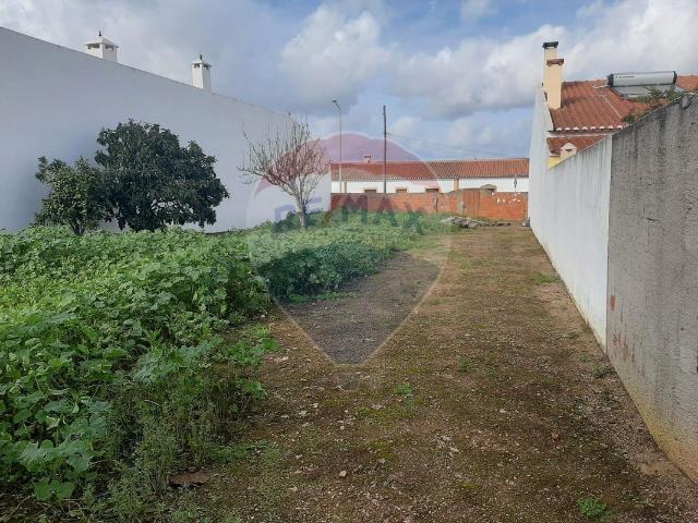 Terreno venda em Cabeça Gorda, Beja