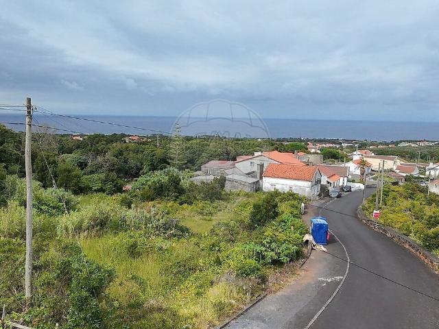 Terreno venda em Biscoitos, Praia da Vitória