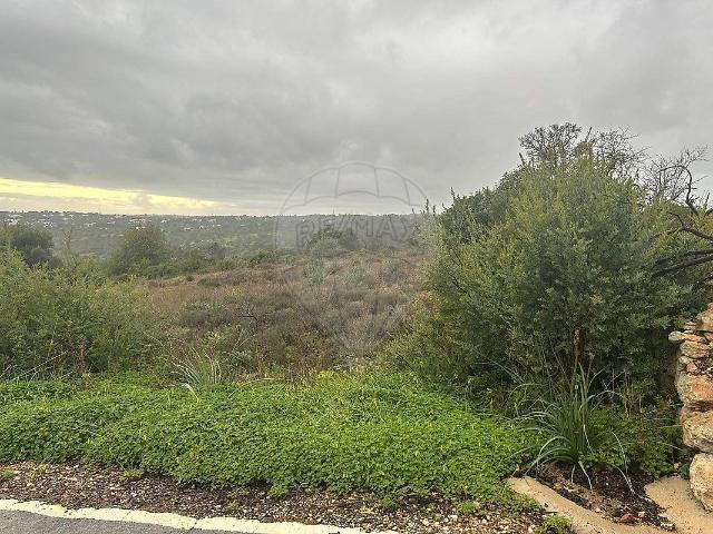 Terreno venda em Boliqueime, Loulé
