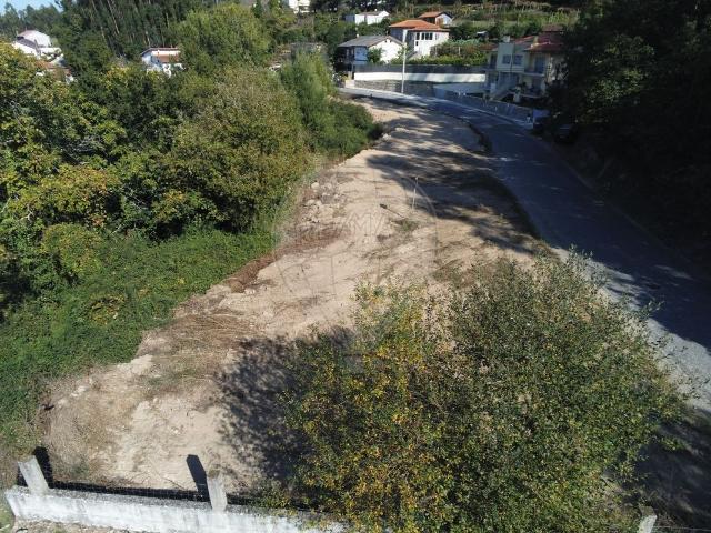 Terreno venda em Além-do-Rio, Braga