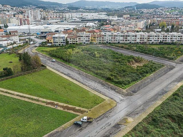 Terreno venda em Ponte Falcão, Braga