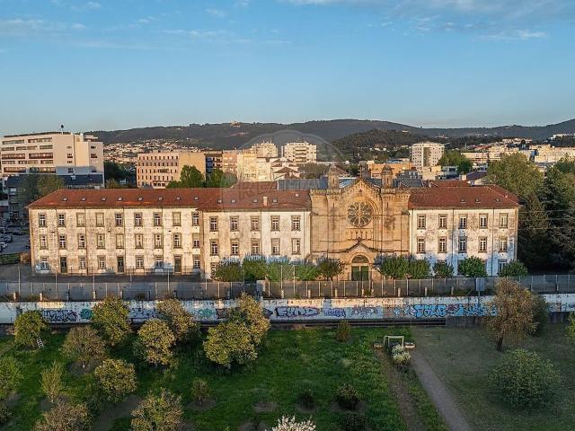 Terreno venda em Ponte Falcão, Braga