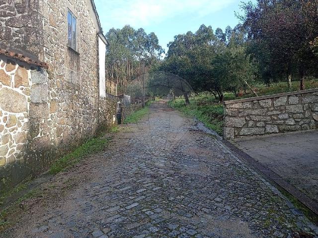 Terreno venda em Campo e Tamel (São Pedro Fins), Barcelos