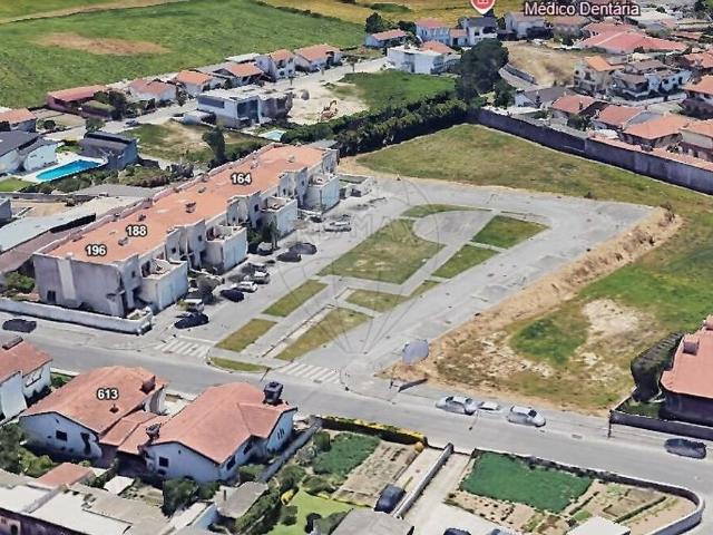Terreno venda em Quiráz, Castêlo da Maia