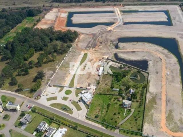 Terreno venda em Região Geográfica Imediata de Torres, Aglomeração Urbana do Litoral Norte
