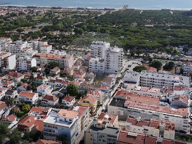 Terreno venda em Santo António da Caparica, Almada