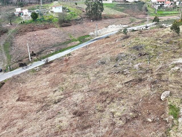Terreno venda em Esqueiros, Nevogilde e Travassós, Vila Verde