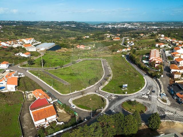 Terreno venda em Évora de Alcobaça, Alcobaça